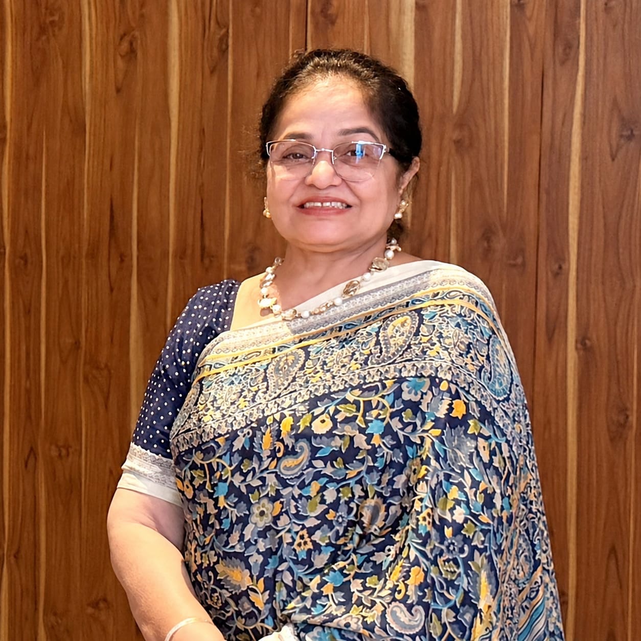 Dr. Asha Kawatra